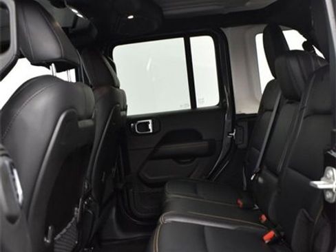 Used 2024 Jeep Wrangler Sahara w/ Technology Group image 8