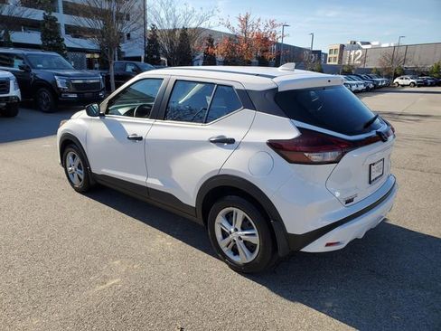 Certified 2025 Nissan Kicks Play S image 6