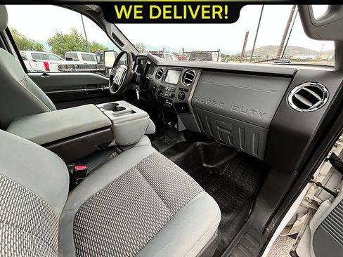 Used 2011 Ford F550 4x4 Crew Cab Super Duty w/ Payload Upgrade Pkg image 22