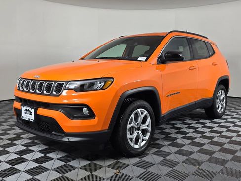 New 2026 Jeep Compass Latitude image 8