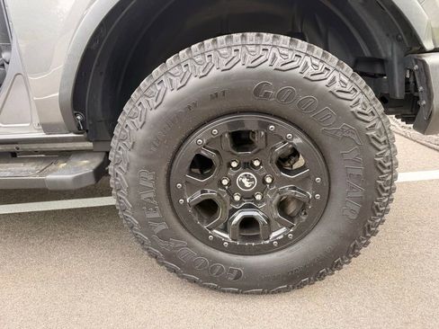 Used 2023 Ford Bronco Wildtrak AWD/4WD image 46