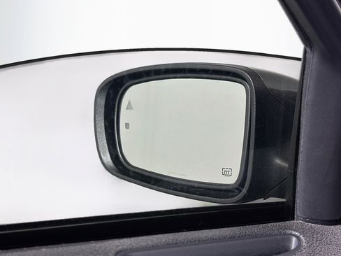 Used 2022 Chrysler 300 Touring L AWD/4WD image 16