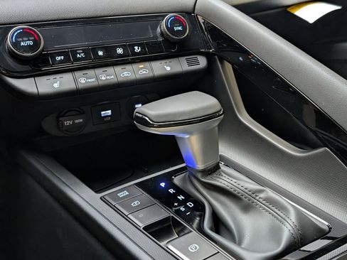 New 2026 Hyundai Elantra SEL Sport image 9