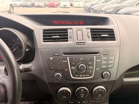 Used 2012 MAZDA MAZDA5 Grand Touring FWD image 17