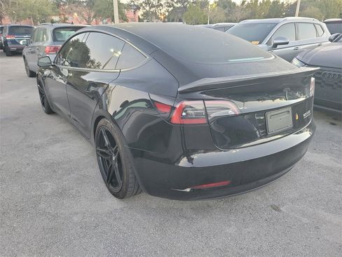 Used 2023 Tesla Model 3 Performance image 10