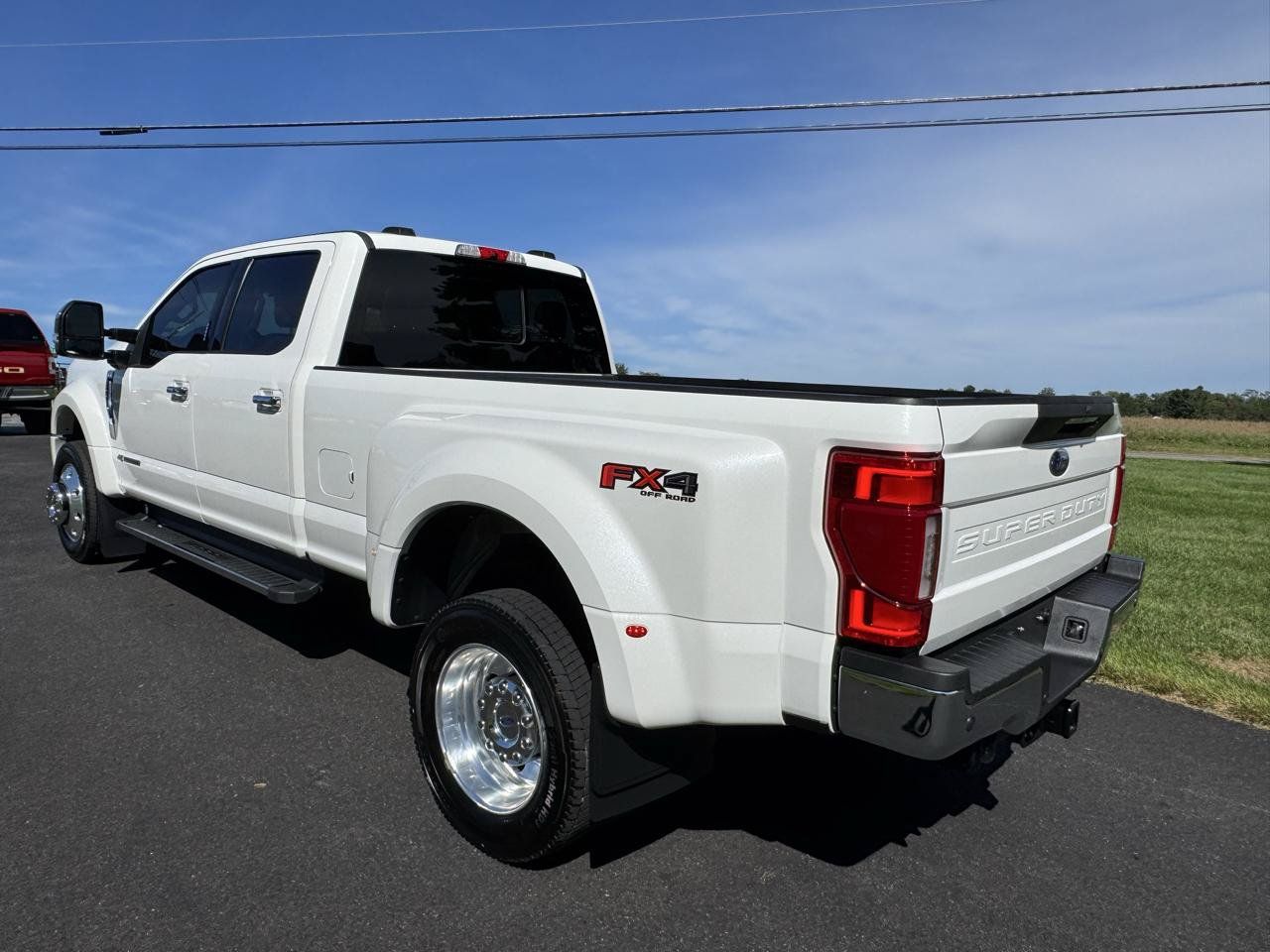 Used 2022 Ford F450 Lariat w/ Lariat Ultimate Package AWD/4WD image 4