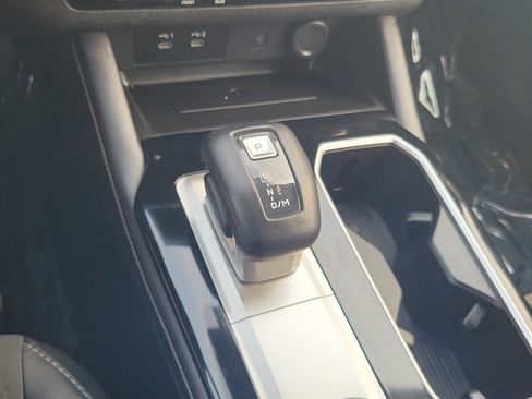 Used 2025 Mitsubishi Outlander SE AWD/4WD image 29