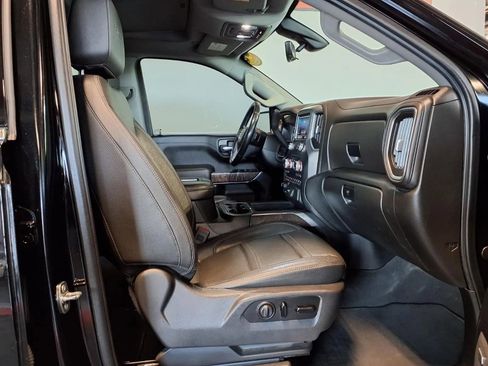 Used 2019 GMC Sierra 1500 Denali w/ Denali Ultimate Package AWD/4WD image 12