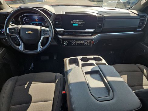 Used 2023 Chevrolet Silverado 1500 LT AWD/4WD image 10