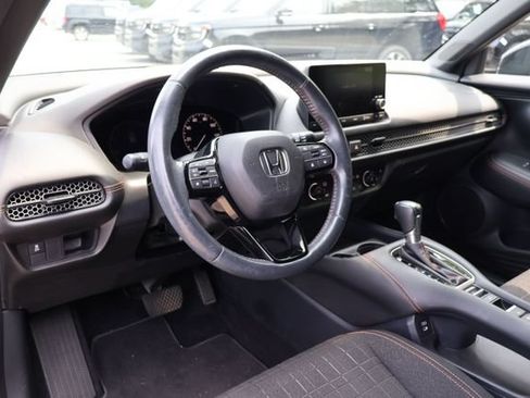 Used 2024 Honda HR-V Sport image 11