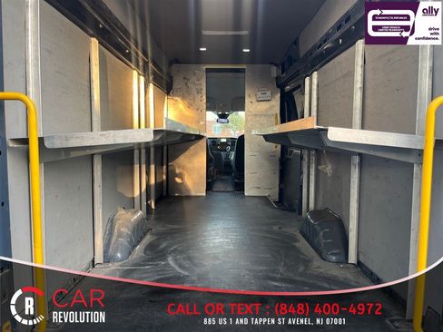 Used 2021 Ford Transit 250 148 High Roof Extended w/ Parcel Delivery Package RWD image 9