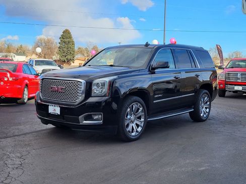 Used 2016 GMC Yukon Denali image 1