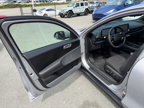 Used 2024 Hyundai Ioniq 6 SE image 9