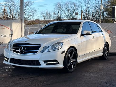 Used 2012 Mercedes-Benz E 350 4MATIC Sedan image 3