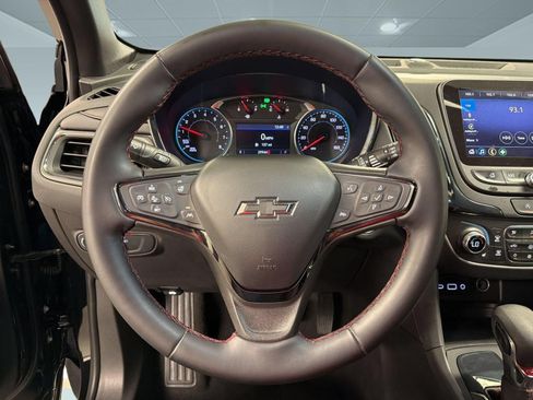 Used 2024 Chevrolet Equinox RS FWD image 11