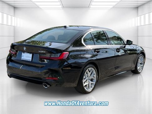 Used 2026 BMW 330i Sedan RWD image 5