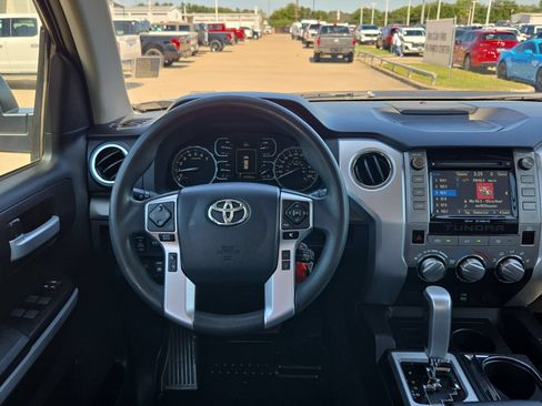 Used 2018 Toyota Tundra SR5 w/ SR5 Upgrade Package RWD image 25