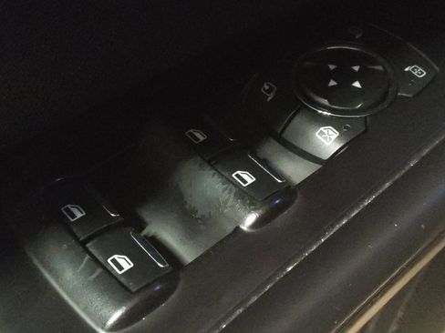 Used 2017 Lincoln MKX Premiere image 27