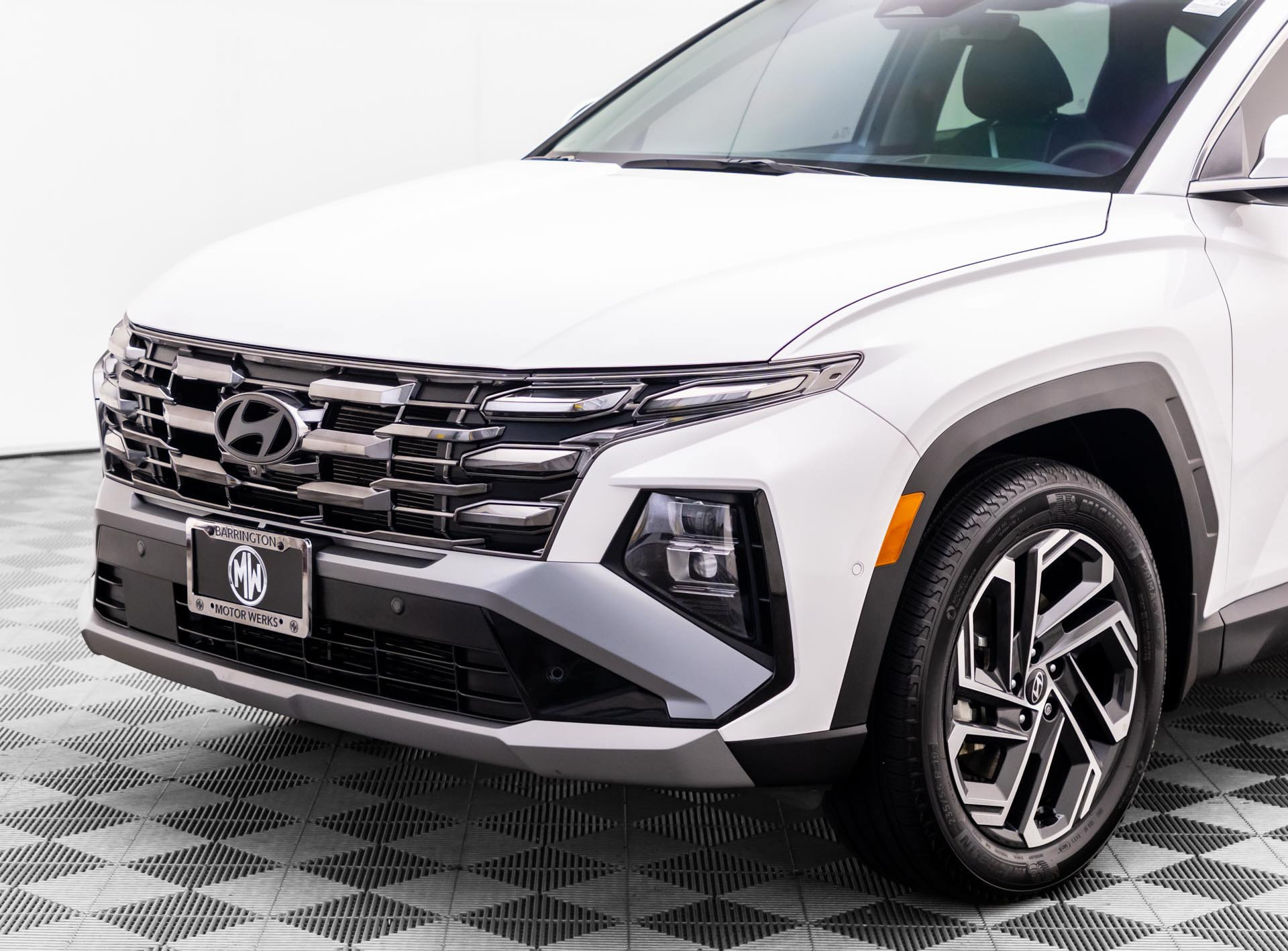 Used 2025 Hyundai Tucson Limited AWD/4WD image 38