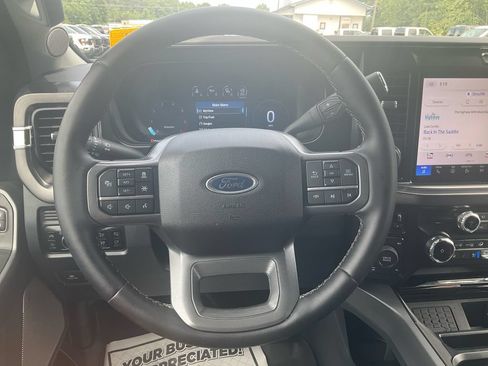 Used 2026 Ford F250 Lariat w/ Lariat Premium Package AWD/4WD image 23
