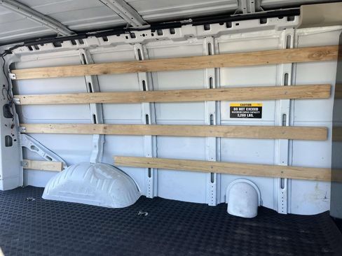 Used 2024 Chevrolet Express 2500 w/ Driver Convenience Package image 12