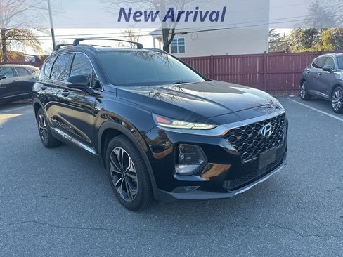 Used 2019 Hyundai Santa Fe AWD image 2