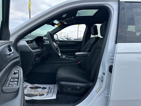 New 2026 Jeep Grand Cherokee Laredo X AWD/4WD image 8