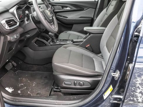 Used 2023 Chevrolet TrailBlazer LT image 17