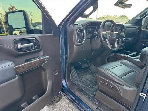Used 2022 GMC Sierra 2500 Denali w/ Denali Ultimate Package AWD/4WD image 13