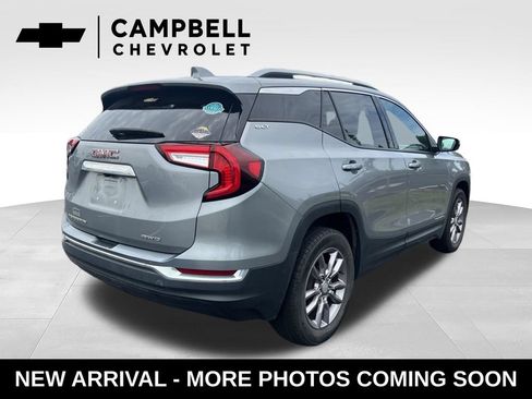 Used 2023 GMC Terrain SLT AWD/4WD image 5
