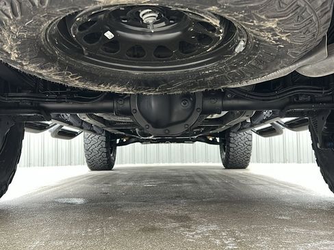 Used 2024 GMC Canyon AT4X image 14