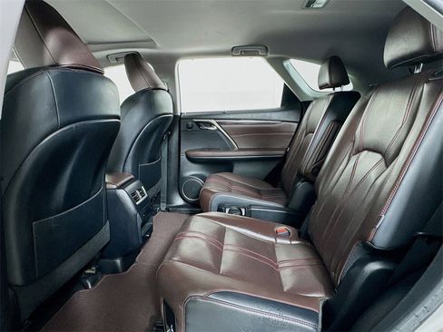 Used 2019 Lexus RX 450hL AWD image 13