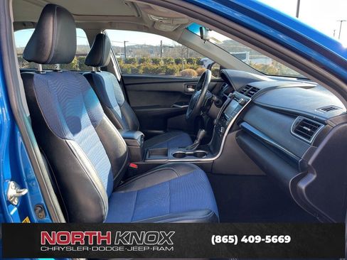 Used 2016 Toyota Camry SE image 26