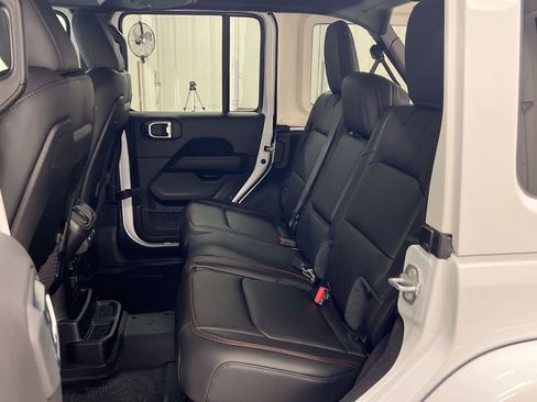 New 2026 Jeep Wrangler Unlimited Rubicon AWD/4WD image 21