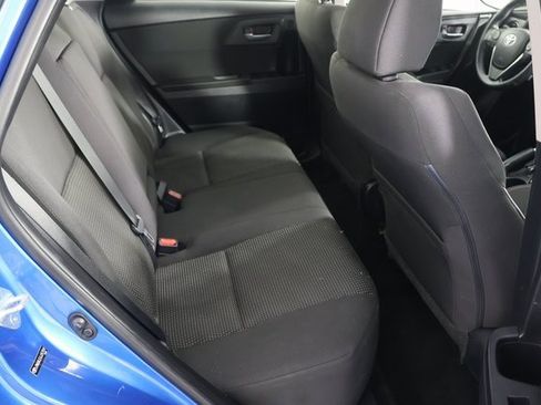 Used 2018 Toyota Corolla iM image 19