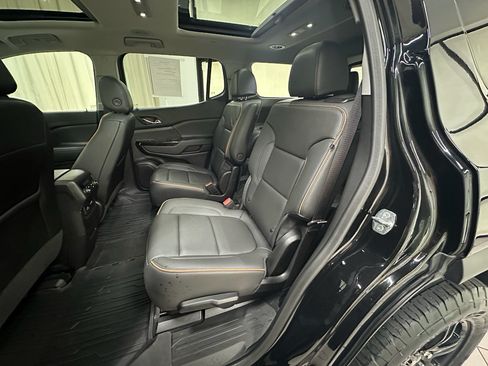 Used 2023 GMC Acadia AT4 w/ Technology Package AWD/4WD image 22