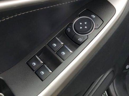 Certified 2023 Ford Explorer XLT w/ Equipment Group 202A image 9