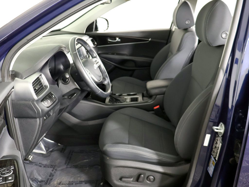 Used 2019 Kia Sorento AWD w/ LX Convenience Package image 29