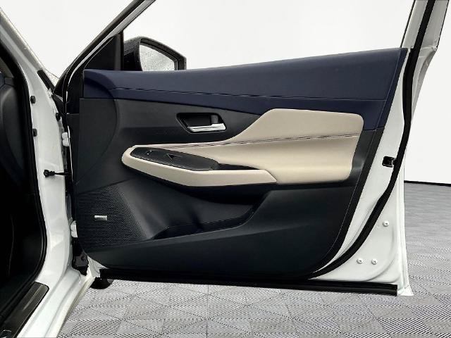 Certified 2026 Nissan Sentra SL w/ Floor Mat Package FWD image 28