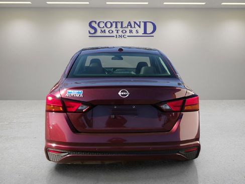 Used 2025 Nissan Altima 2.5 SV image 7