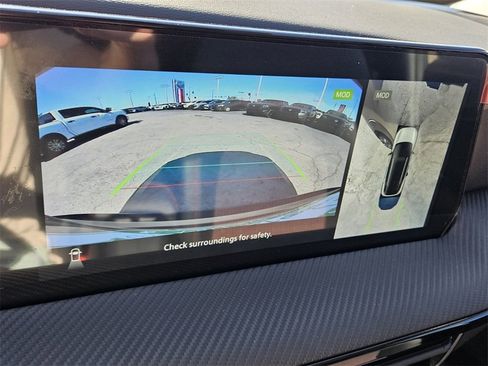 New 2026 Nissan Kicks SR image 21