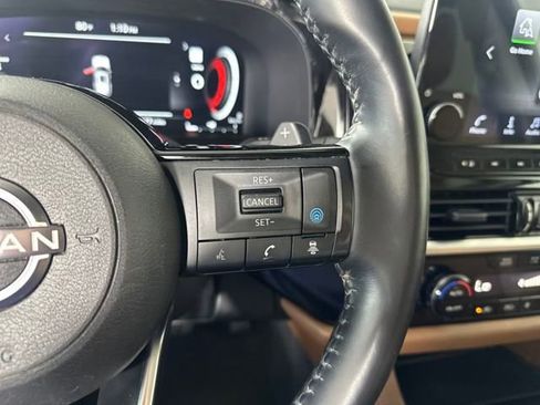 Used 2023 Nissan Pathfinder Platinum w/ Cargo Package image 16