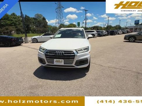 Used 2018 Audi Q5 2.0T Premium Plus w/ Premium Plus Package AWD/4WD image 3