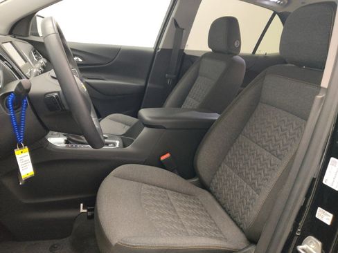Used 2024 Chevrolet Equinox LT image 17