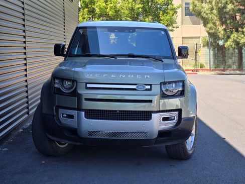 Used 2021 Land Rover Defender 90 First Edition AWD/4WD image 2