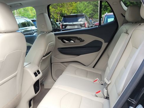 Used 2023 GMC Terrain Denali image 13