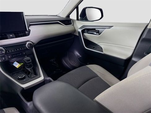 Certified 2024 Toyota RAV4 XLE image 22