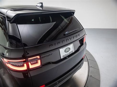 New 2026 Land Rover Discovery Sport Landmark AWD/4WD image 31