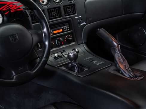 Used 1998 Dodge Viper GTS RWD image 28