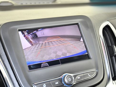 Used 2024 Chevrolet Equinox LT w/ LPO, Floor Liner Package AWD/4WD image 20